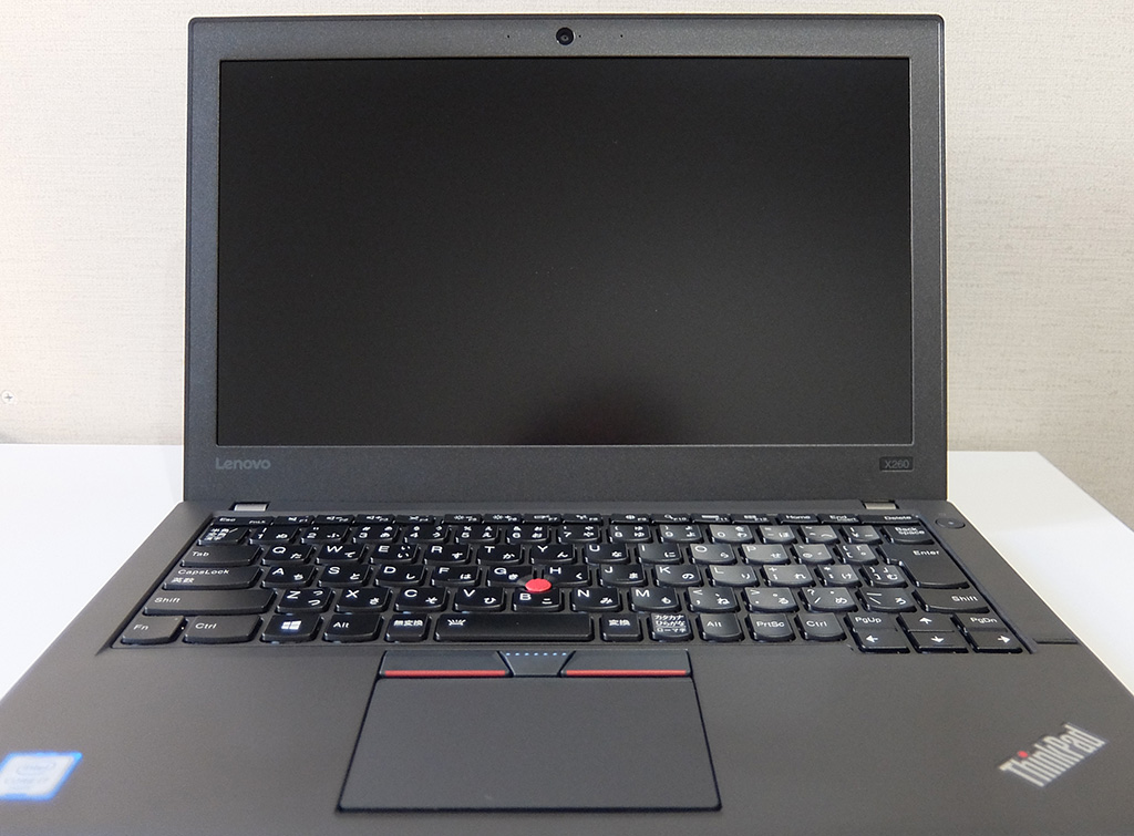 ThinkPad X260、実機の正面画像